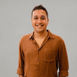 Nitin Chhabria — Founder of WhatsThePoint